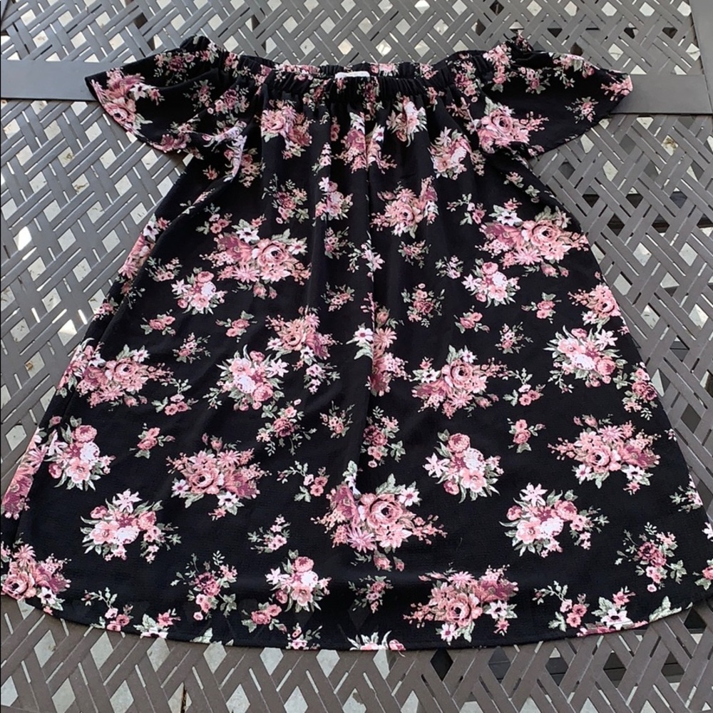 Off the shoulder Mini Dress